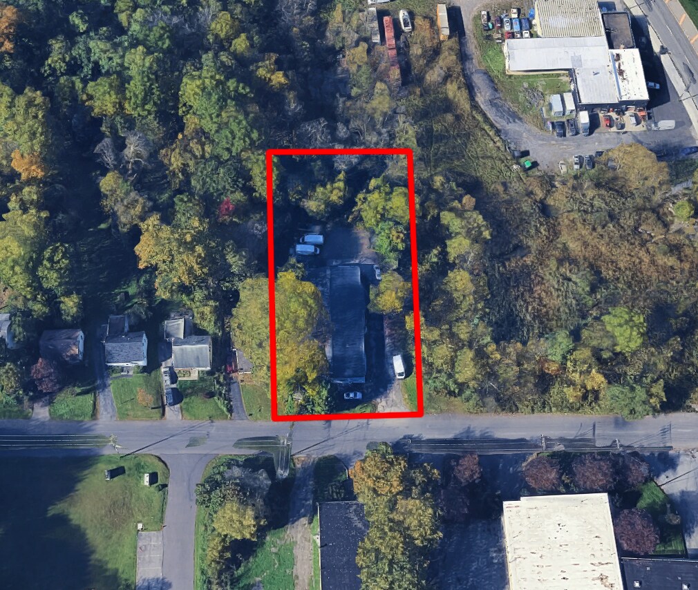 136 Beattie St, Syracuse, NY à vendre Photo principale– Image 1 sur 26