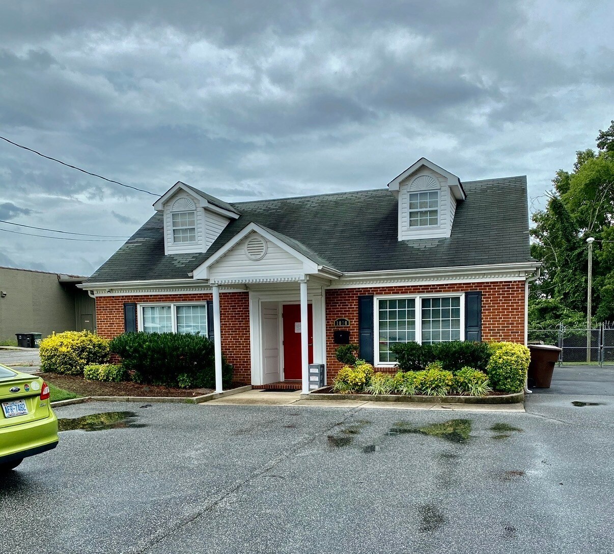 1030 Homeland Ave, Greensboro, NC à louer Photo de l’immeuble– Image 1 sur 10