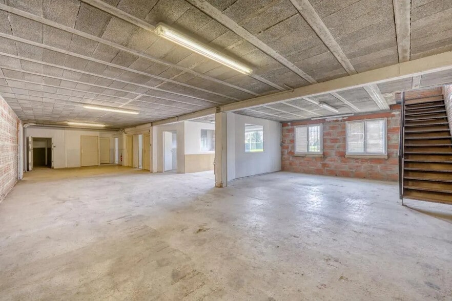 Local d'activités dans Maransin à vendre - Photo intérieure – Image 2 sur 13