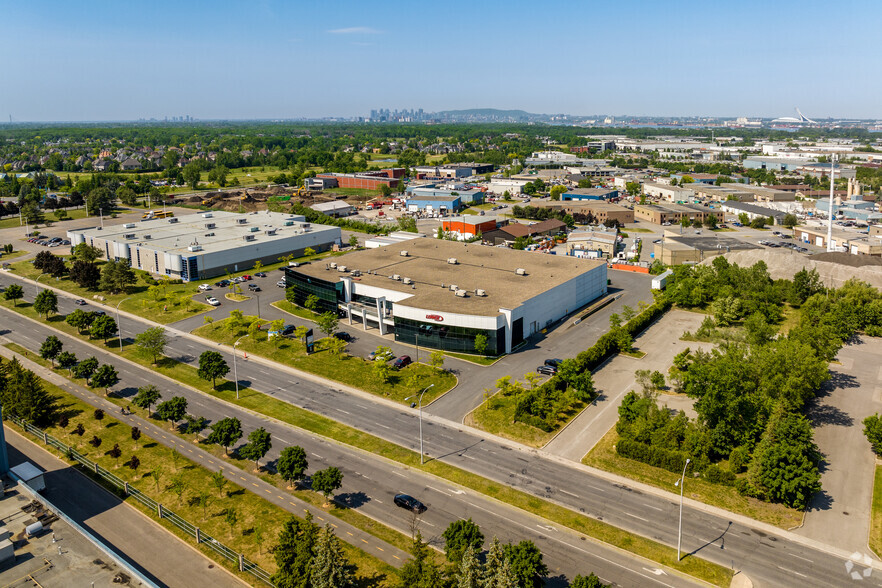 2625-2655 Boul Jacques-Cartier E, Longueuil, QC à louer - Aérien – Image 2 sur 35