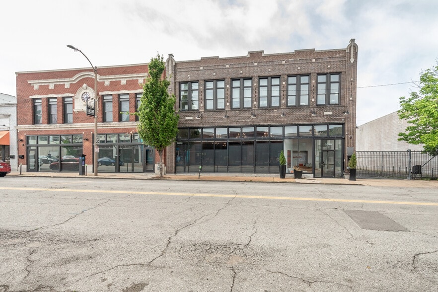 3026-3030 Locust St, Saint Louis MO - Bureau