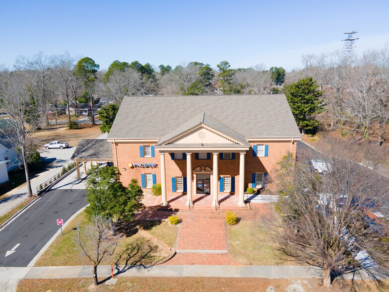 505 S Main St, Laurinburg, NC à louer - Photo de l’immeuble – Image 1 sur 14