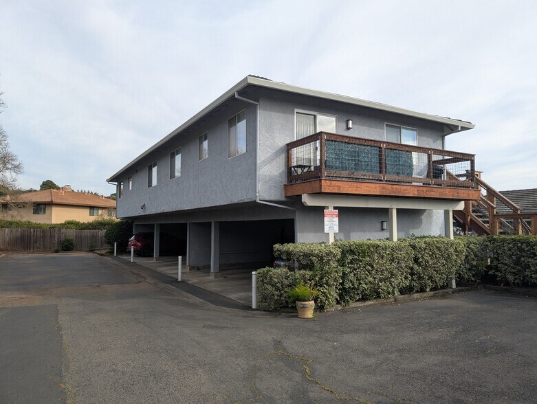 170 1st St E, Sonoma, CA à vendre - Photo de l’immeuble – Image 3 sur 10
