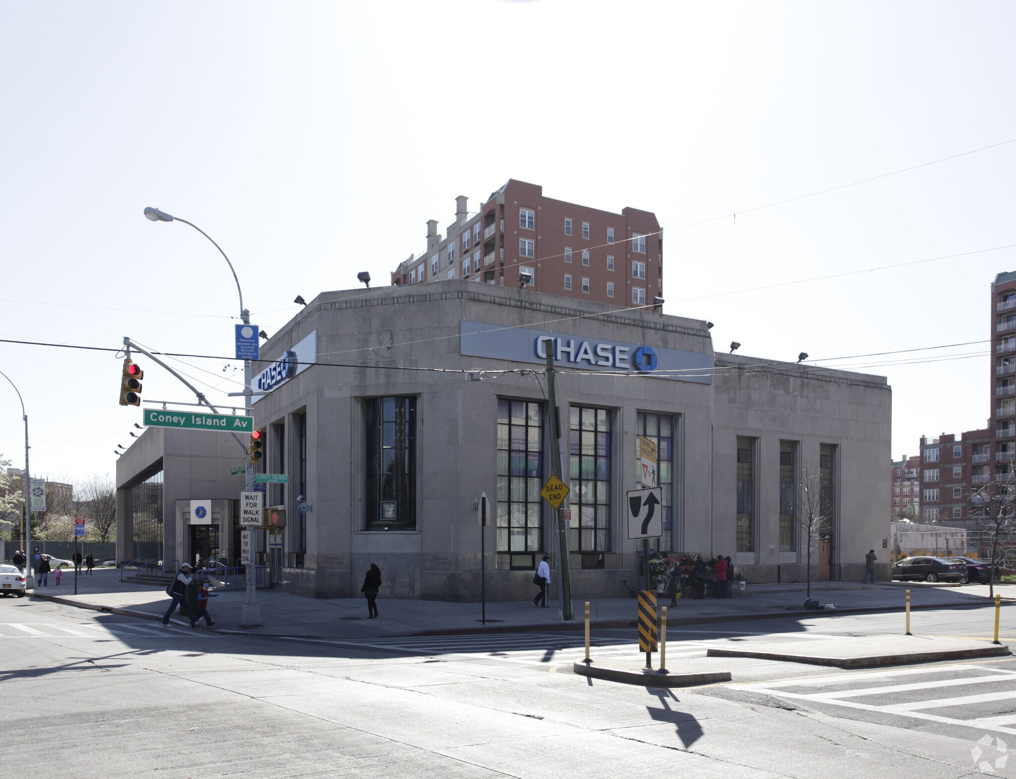 1002 Brighton Beach Ave, Brooklyn, NY à vendre Photo principale– Image 1 sur 4