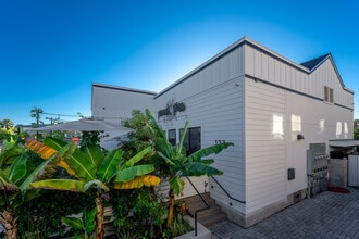 698 N Coast Highway 101, Encinitas, CA à louer Photo intérieure– Image 1 sur 11