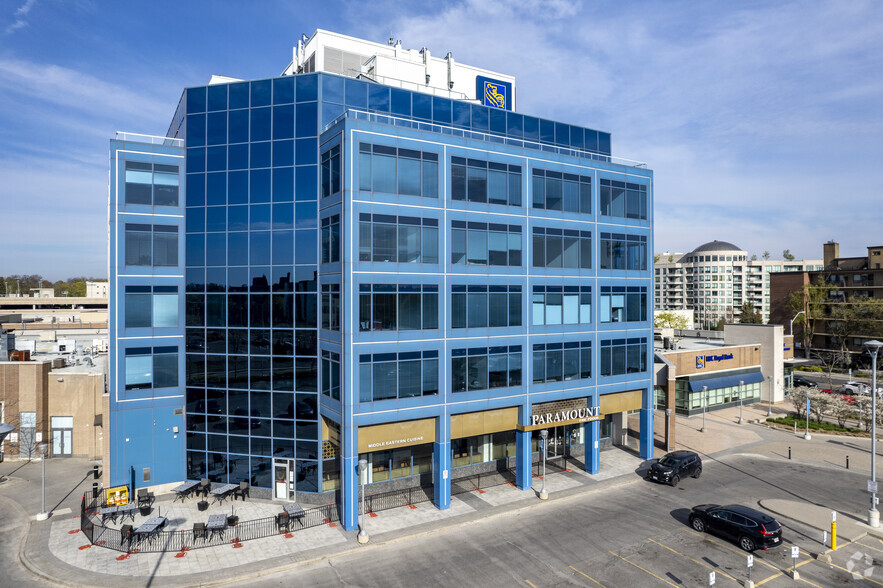 1090 Don Mills Rd, Toronto, ON à louer - Photo de l’immeuble – Image 3 sur 7