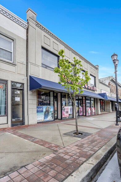 112 N Wood Ave, Linden, NJ à vendre - Photo de l’immeuble – Image 3 sur 16