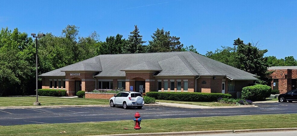 3930 Washington St, Gurnee, IL à louer - Photo de l’immeuble – Image 2 sur 3