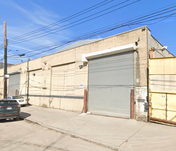 220 Manida St, Bronx, NY à louer - Photo de l’immeuble – Image 3 sur 4