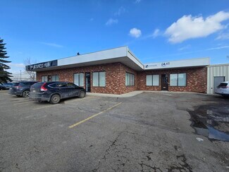 Plus de détails pour 5108 52 St, Red Deer, AB - Bureau/Local commercial à louer