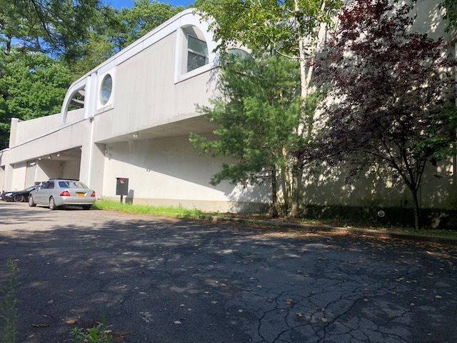 140 Old Saw Mill River Rd, Hawthorne, NY à vendre Photo de l’immeuble– Image 1 sur 21