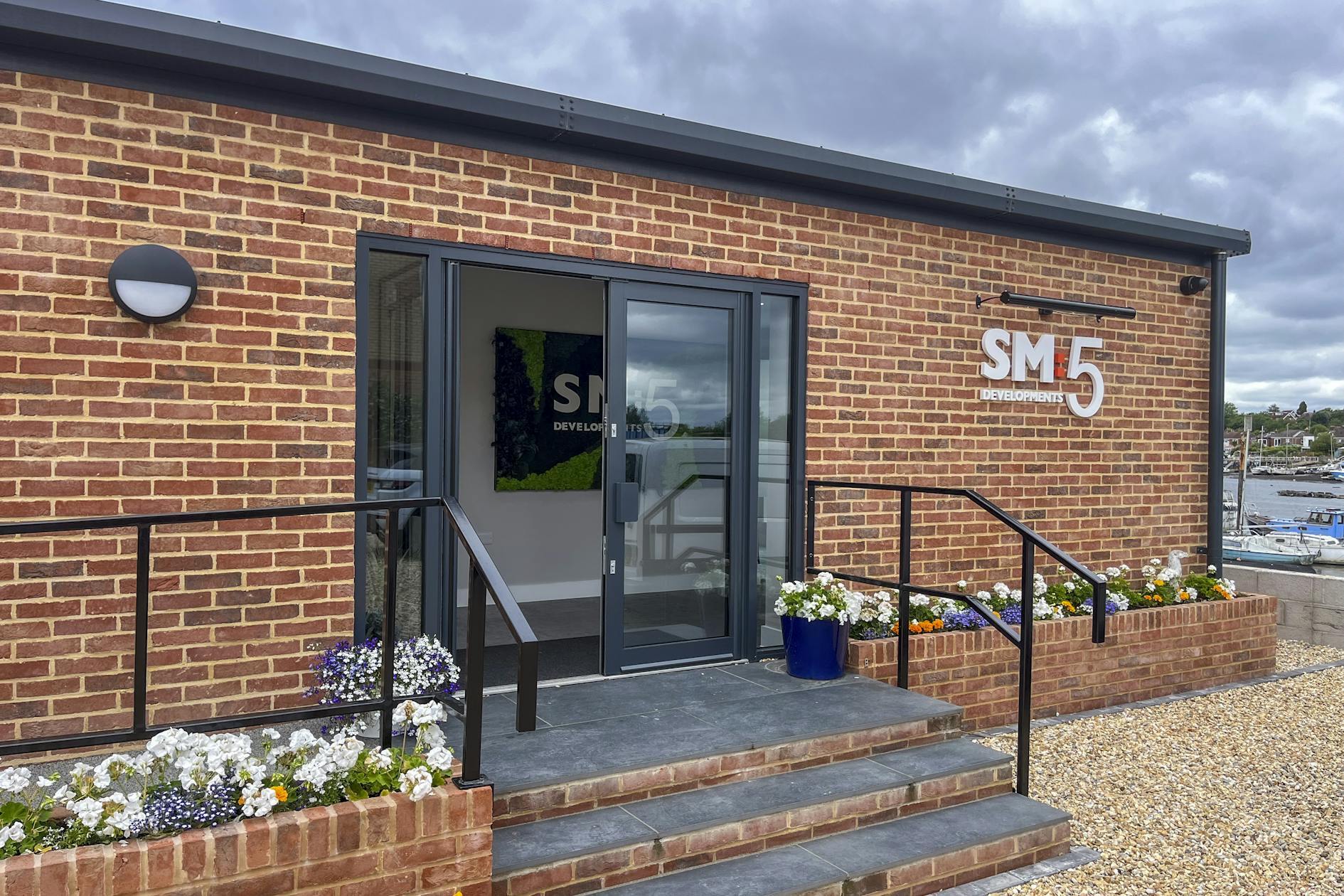 29-33 Vespasian Rd, Southampton à louer Photo de l’immeuble– Image 1 sur 4