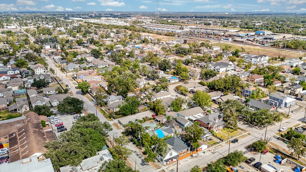 1501 Noble St, Houston, TX à vendre - Photo de l’immeuble – Image 3 sur 5