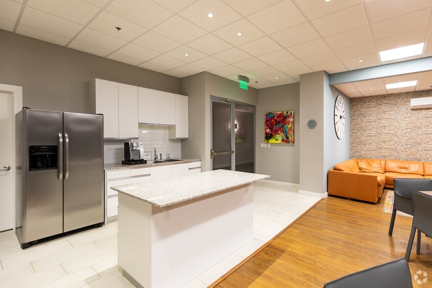 522 S Boston Ave, Tulsa, OK à louer - Photo intérieure – Image 3 sur 56