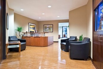 500 Mamaroneck Ave, Harrison, NY à louer Photo intérieure– Image 2 sur 8