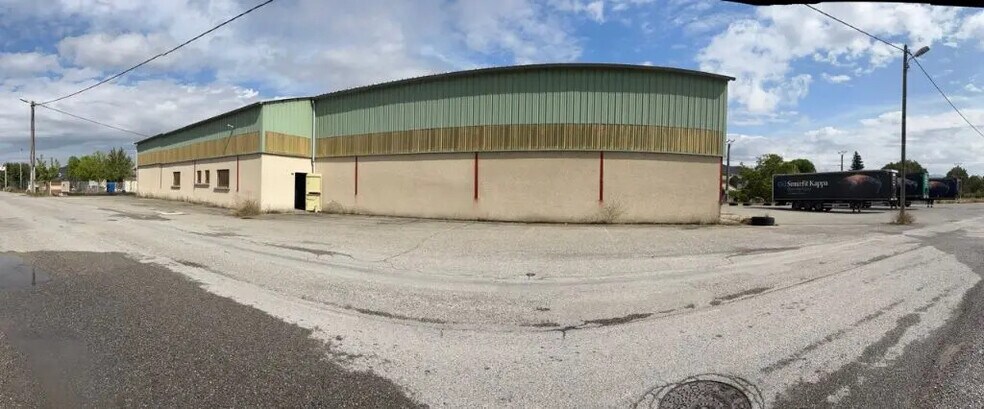 Industriel/Logistique dans Aouste-sur-Sye à vendre - Photo de l’immeuble – Image 2 sur 6