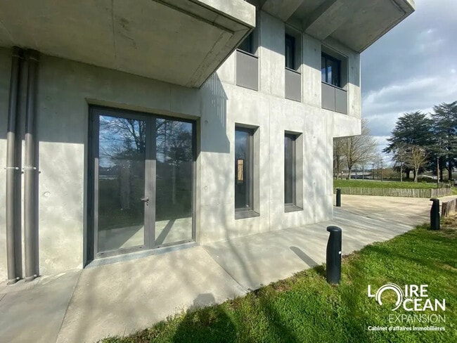 Plus de détails pour Local commercial à vendre