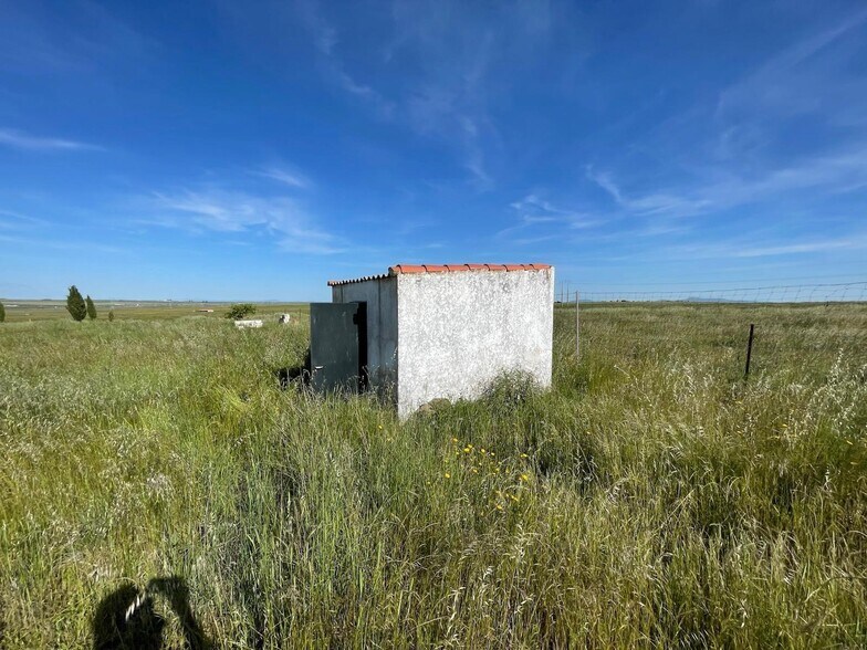 Terrain dans Sierra de Fuentes, Cáceres à vendre - Photo principale – Image 2 sur 8