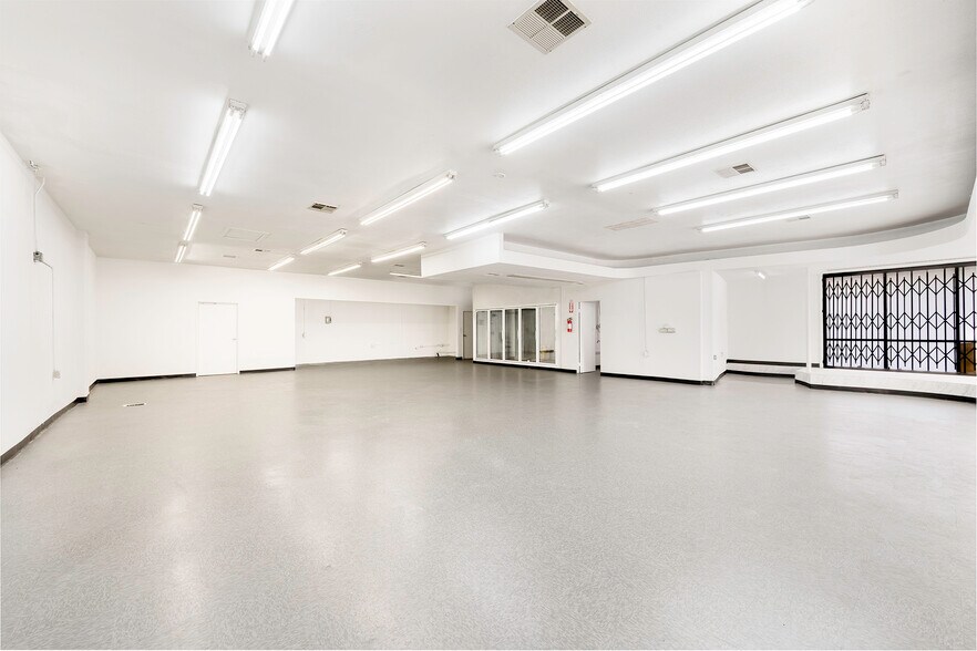 1941 Atlantic Ave, Long Beach, CA à vendre - Photo de l’immeuble – Image 3 sur 61