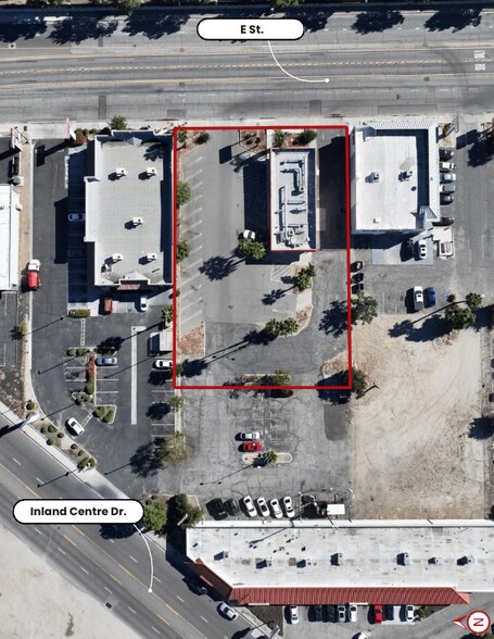 590 S E St, San Bernardino, CA à louer - Photo de l’immeuble – Image 3 sur 4
