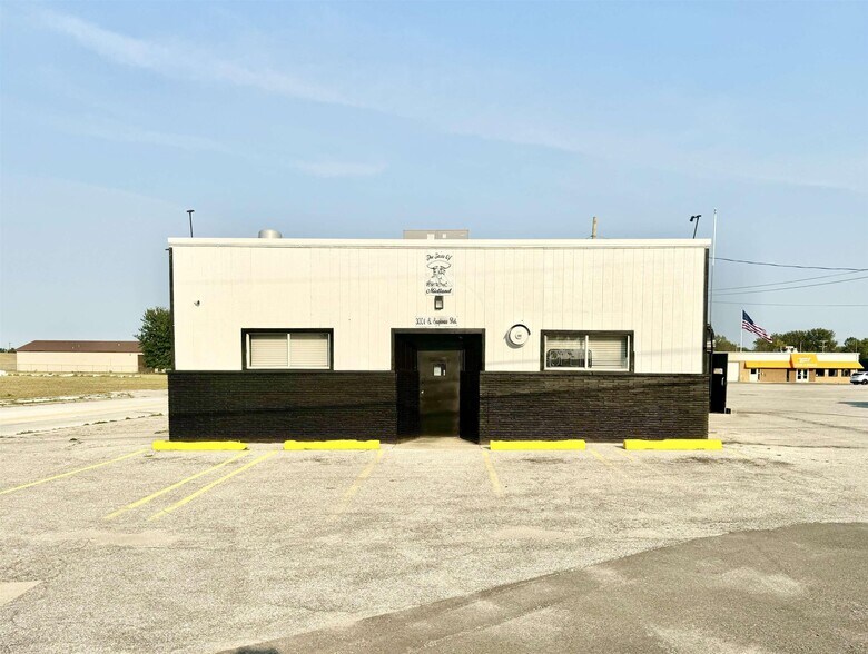 3001 S Saginaw Rd, Midland, MI à vendre - Photo de l’immeuble – Image 3 sur 14
