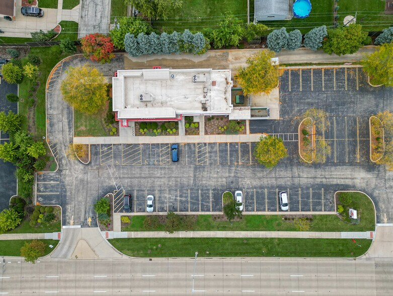522 W Golf Rd, Schaumburg, IL à louer - Photo de l’immeuble – Image 2 sur 5