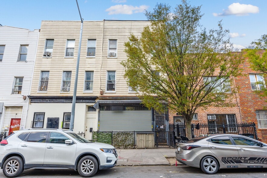 229 Central Ave, Brooklyn, NY à vendre - Photo de l’immeuble – Image 1 sur 14