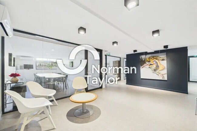 Plus de détails pour Bureau à vendre