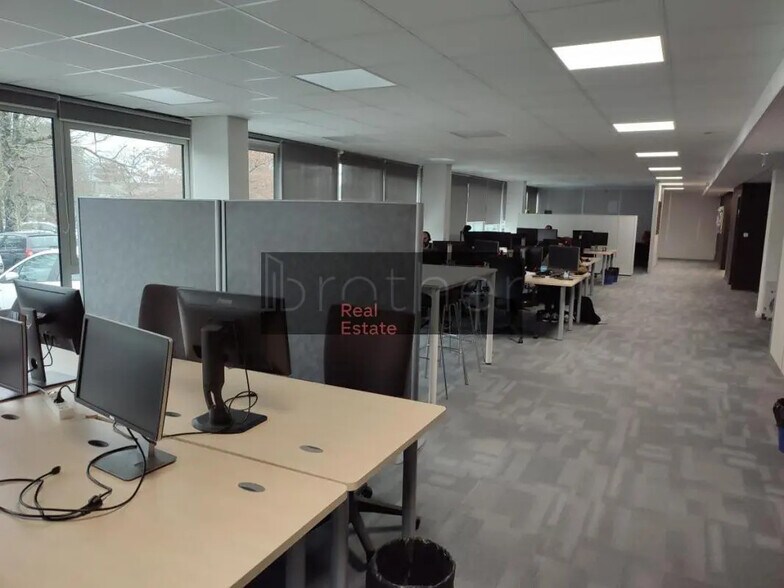 Bureau dans Pessac à louer - Photo de l’immeuble – Image 1 sur 9