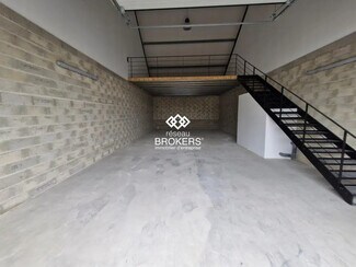 Plus de détails pour Industriel/Logistique à louer