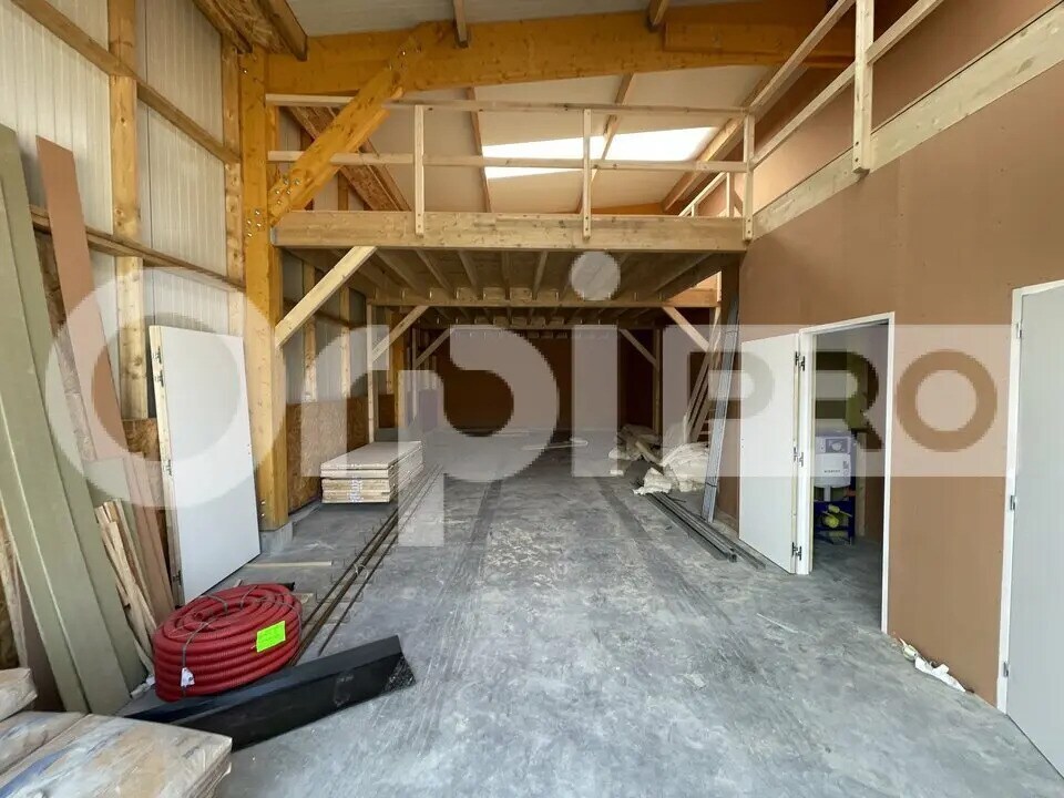 Industriel/Logistique dans Guérande à louer Photo de l’immeuble– Image 1 sur 6