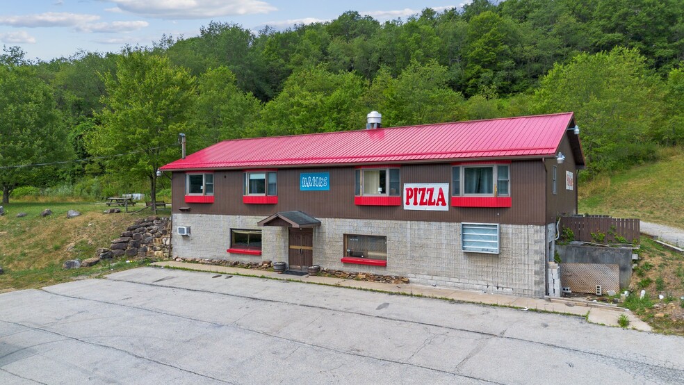 339 State Route 711, Jones Mills, PA à vendre - Photo de l’immeuble – Image 1 sur 11