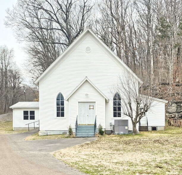 1124 Leach rd, Cumberland Furnace, TN à vendre - Photo de l’immeuble – Image 1 sur 18