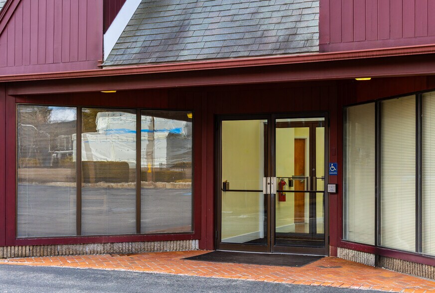 54 Hopedale St, Hopedale, MA à vendre - Photo de l’immeuble – Image 3 sur 3