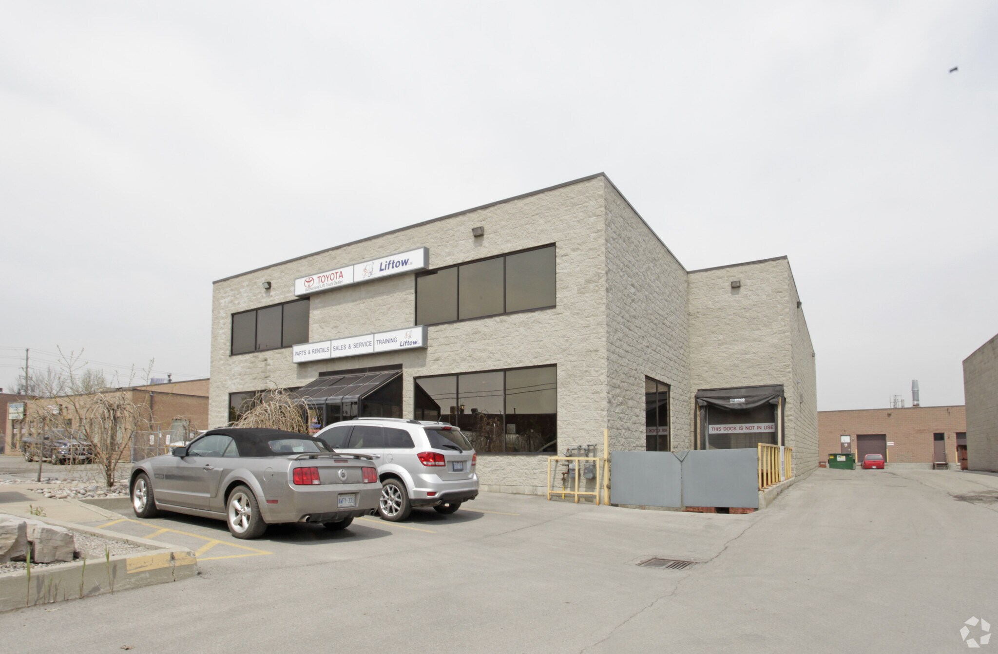 7 Rainham Crt, Brampton, ON à louer Photo principale– Image 1 sur 3