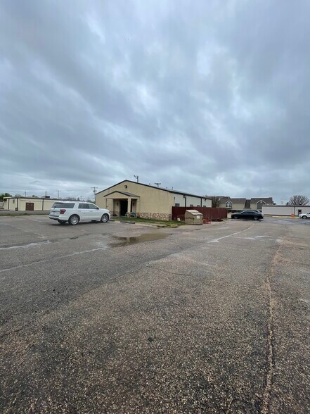 912 Clyde St, Amarillo, TX à louer - Photo de l’immeuble – Image 3 sur 18