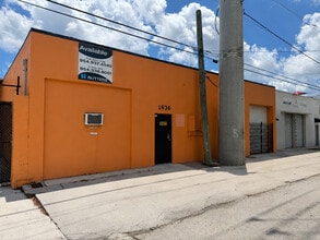 1636 NE 12th Ter, Fort Lauderdale, FL à louer Photo intérieure– Image 1 sur 16