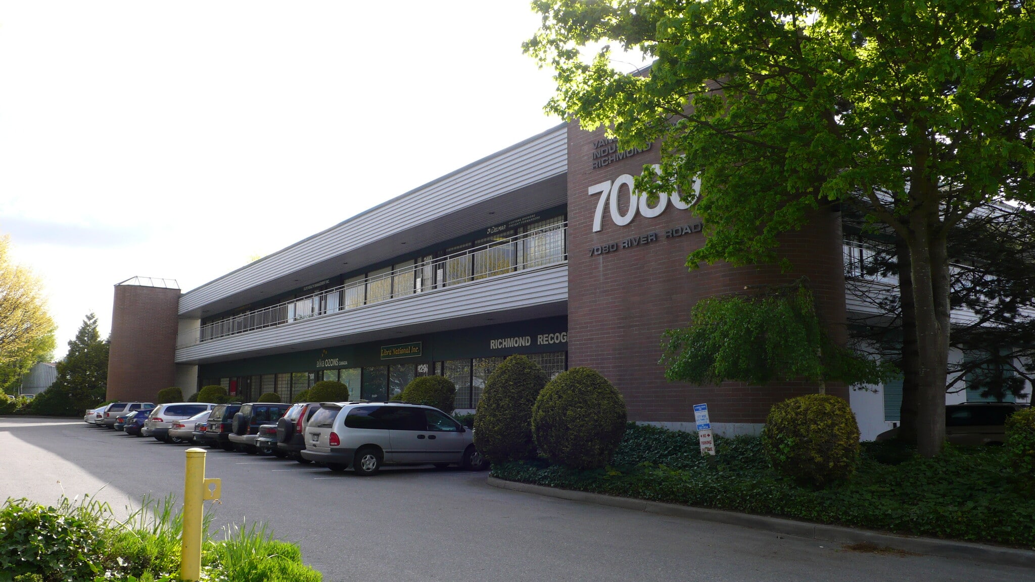 7080 River Rd, Richmond, BC à louer Photo intérieure– Image 1 sur 1