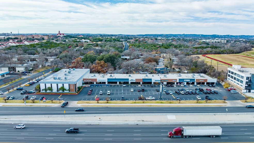 2800 S IH-35, Austin, TX à louer - Photo de l’immeuble – Image 2 sur 9