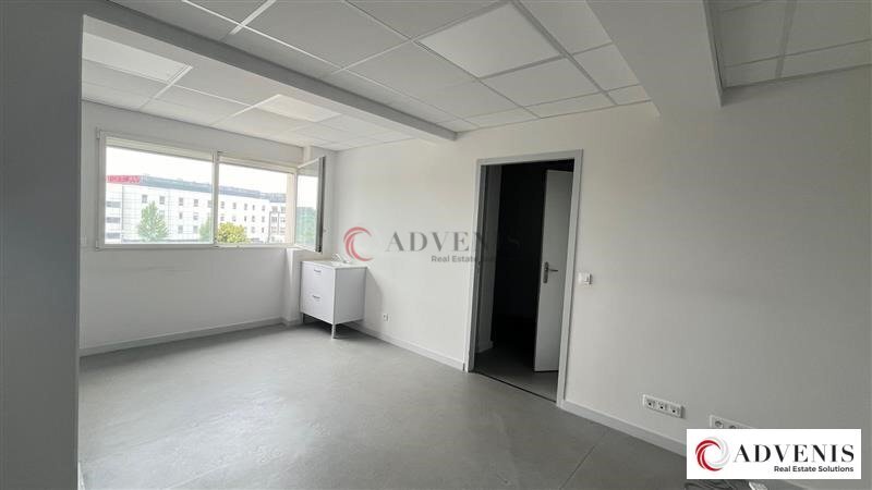 Bureau dans Lormont à vendre - Photo intérieure – Image 2 sur 7