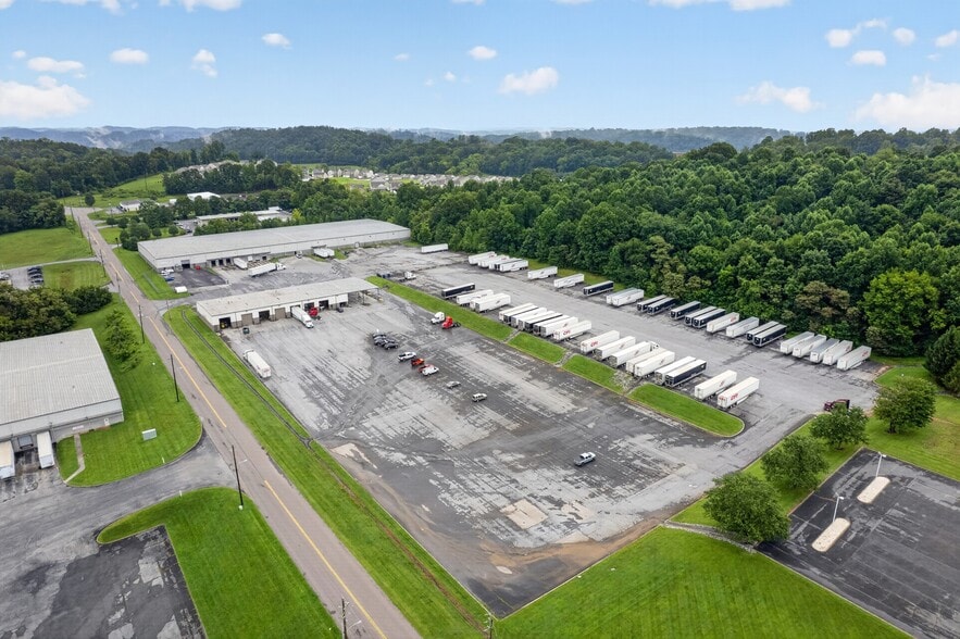 908 Eastern Star Road Ext, Kingsport, TN à louer - Photo principale – Image 1 sur 20