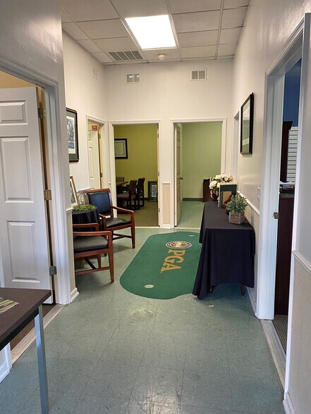 951 Sw Country Club Dr, Port Saint Lucie, FL à louer - Photo intérieure – Image 3 sur 7