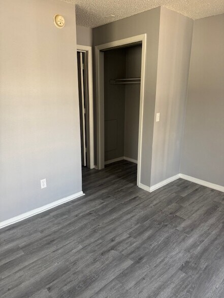 1220 E Broadway St, Newton, KS à vendre - Photo de l’immeuble – Image 2 sur 22