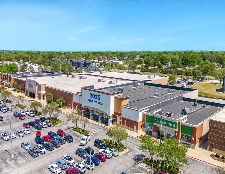 475-559 N 46th St, Rogers, AR à louer - Photo de l’immeuble – Image 1 sur 10