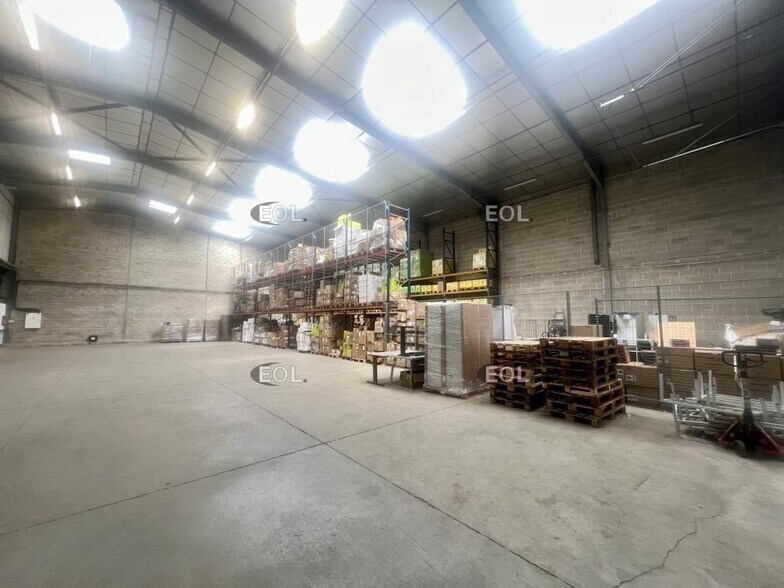 Industriel/Logistique dans Villeneuve-sous-Dammartin à louer - Photo de l’immeuble – Image 3 sur 4