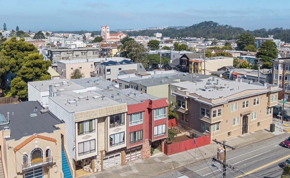 1517 7th Ave, San Francisco, CA à vendre - Photo de l’immeuble – Image 2 sur 4