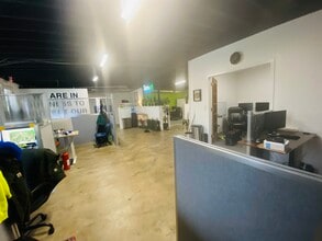 1242 Clairmont Rd, Decatur, GA à louer Photo intérieure– Image 2 sur 10