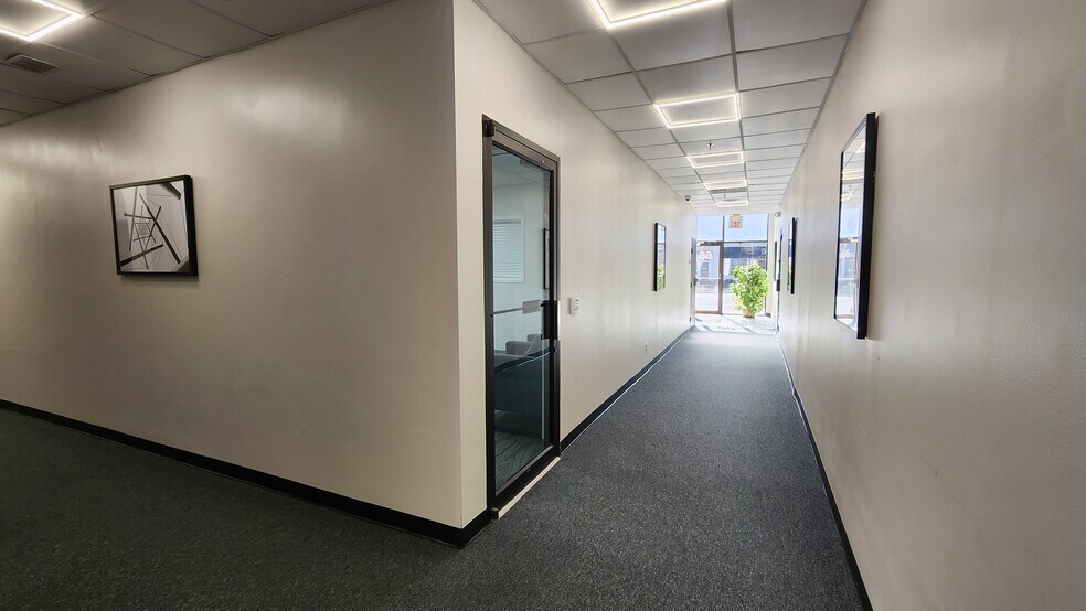 66 W Mount Pleasant Ave, Livingston, NJ à louer - Photo intérieure – Image 3 sur 6