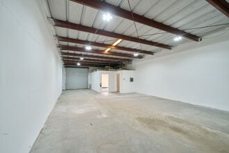 1300 S Frazier St, Conroe, TX à louer Photo intérieure– Image 1 sur 16