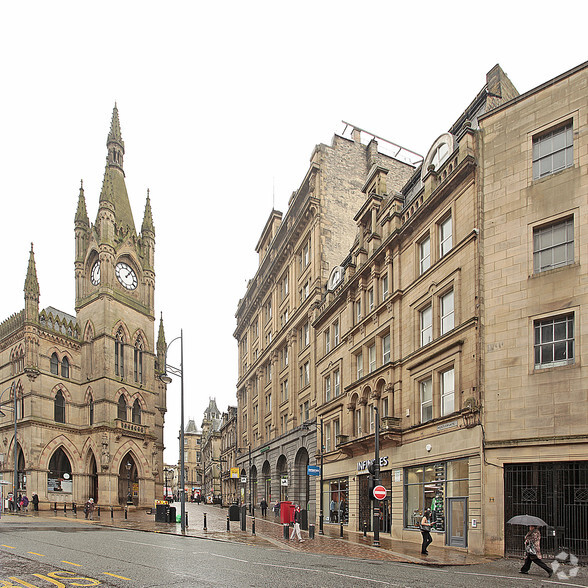 43-45 Hustlergate, Bradford à vendre - Photo de l’immeuble – Image 2 sur 3